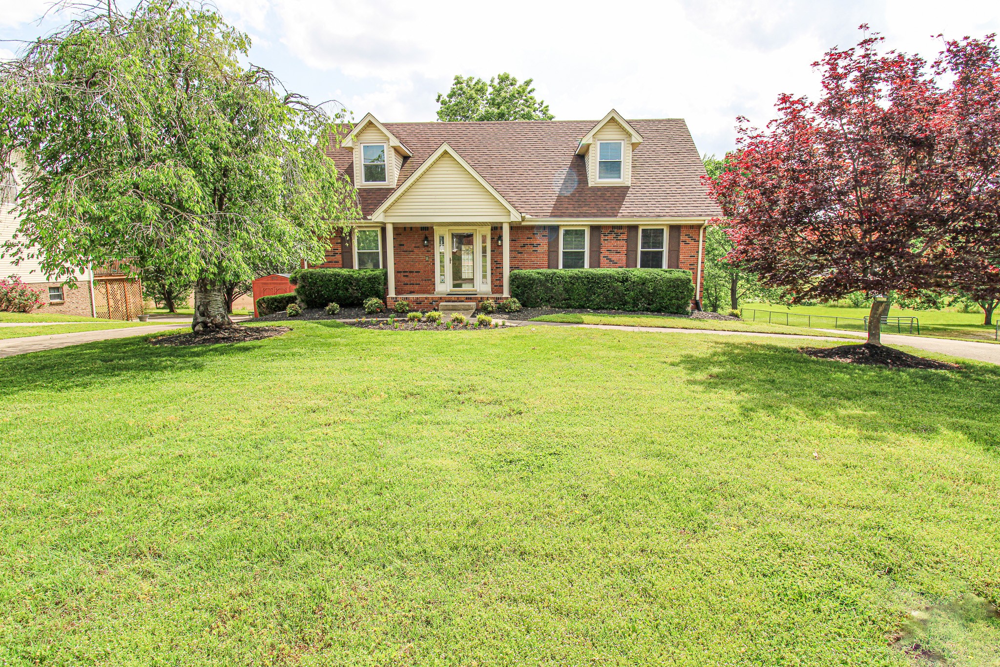 1408 Honeysuckle Lane Clarksville TN 37040