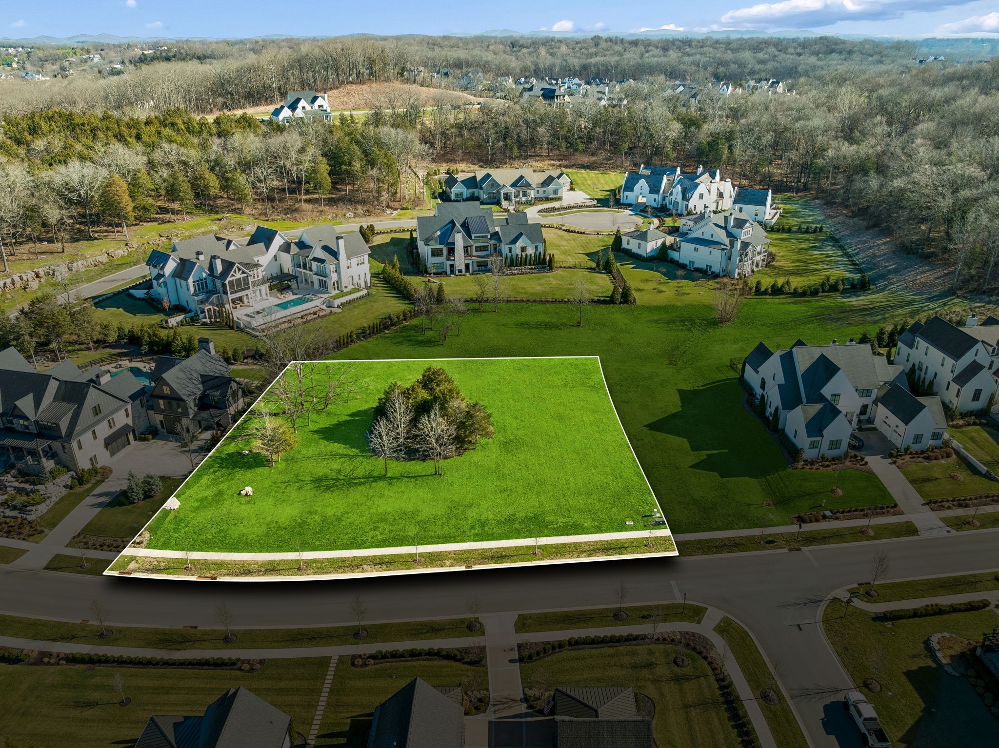 8159 Heirloom Boulevard College Grove TN 37046