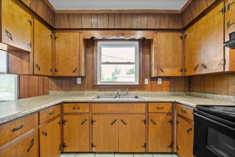 360 N Main Street Erin TN 37061