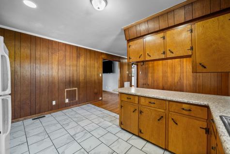 360 N Main Street Erin TN 37061