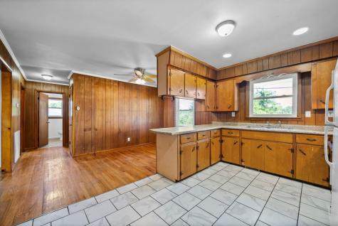 360 N Main Street Erin TN 37061