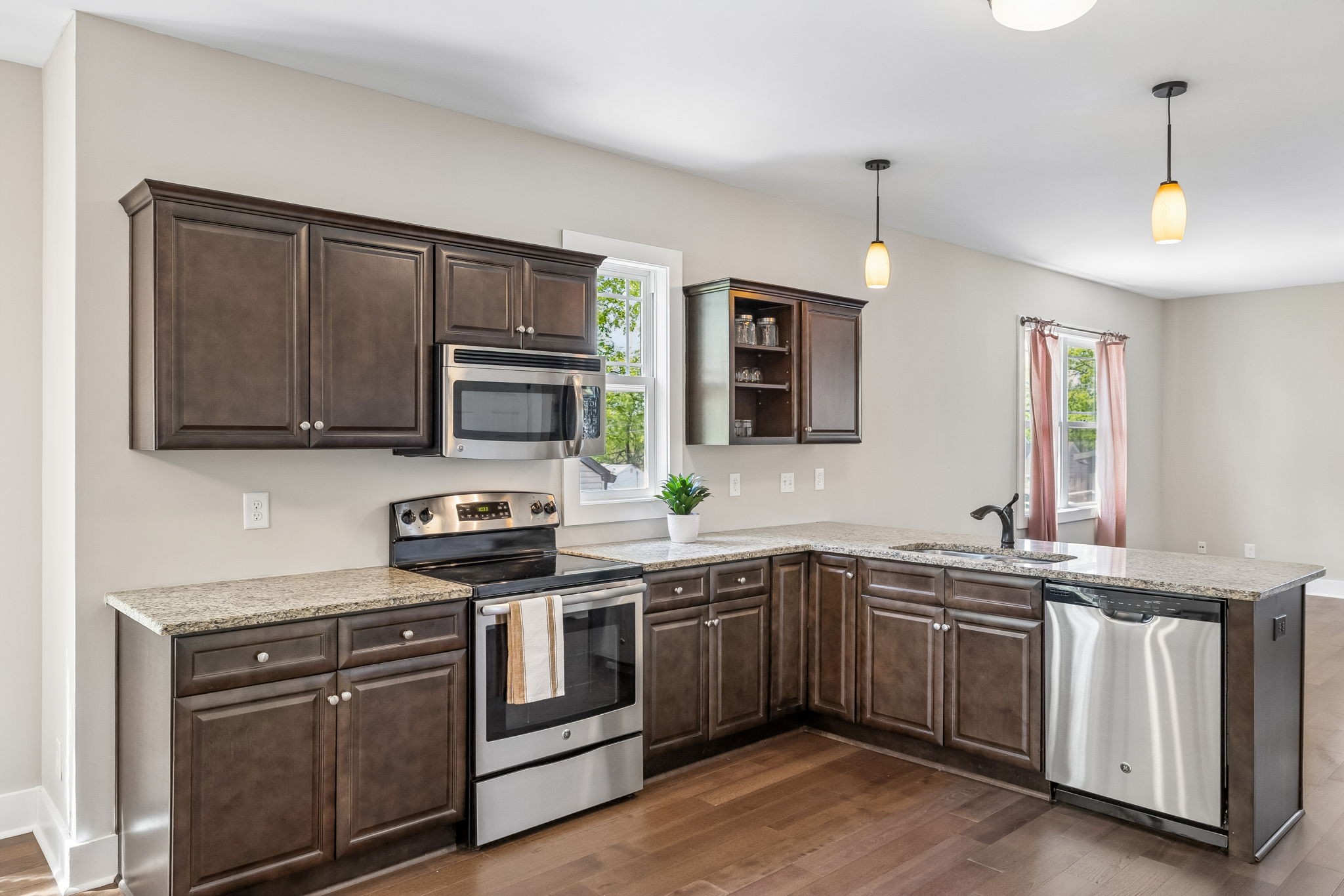 2627 Woodyhill Drive Nashville TN 37207
