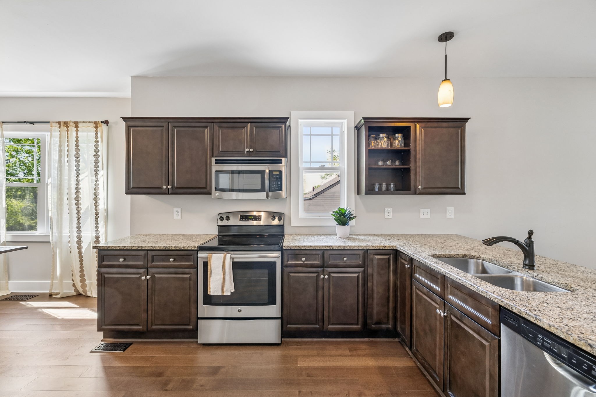2627 Woodyhill Drive Nashville TN 37207