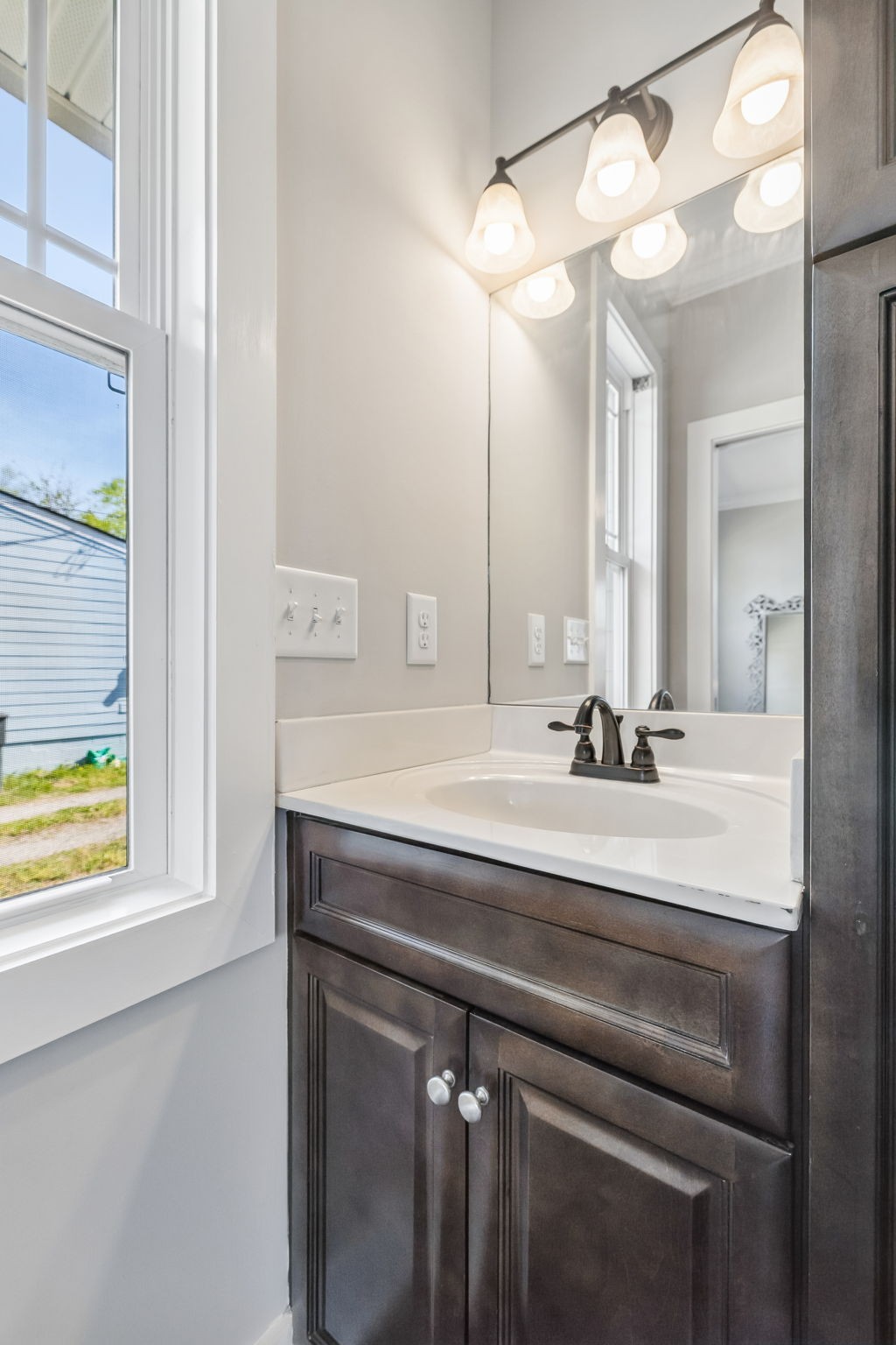2627 Woodyhill Drive Nashville TN 37207