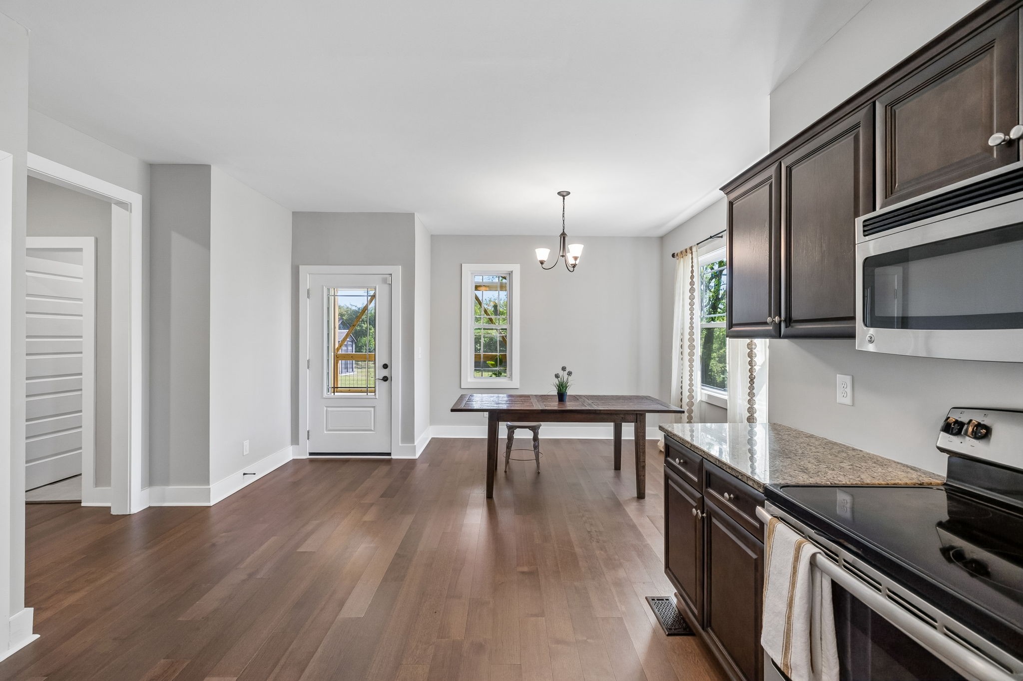 2627 Woodyhill Drive Nashville TN 37207