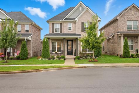 1024 Paddock Park Circle Gallatin TN 37066