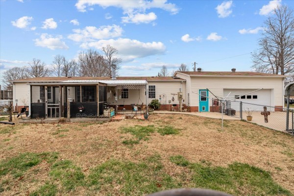 305 Lucas Ridge Lane Waverly TN 37185