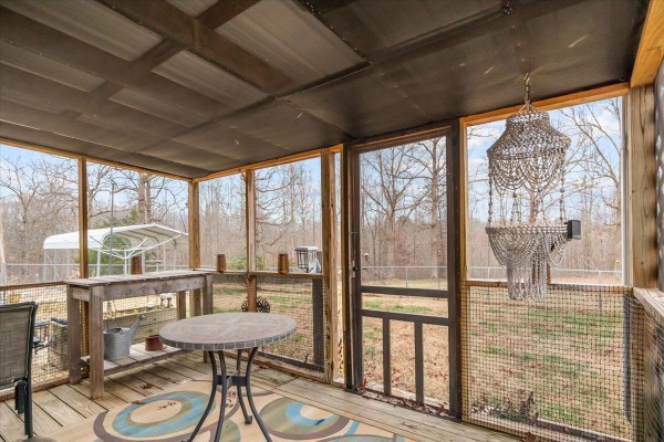 305 Lucas Ridge Lane Waverly TN 37185