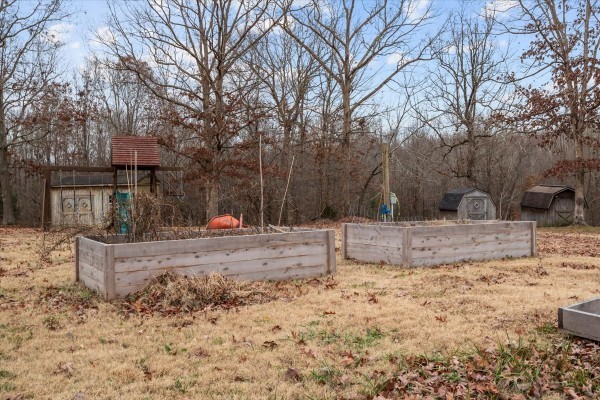 305 Lucas Ridge Lane Waverly TN 37185