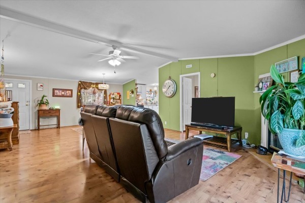 305 Lucas Ridge Lane Waverly TN 37185