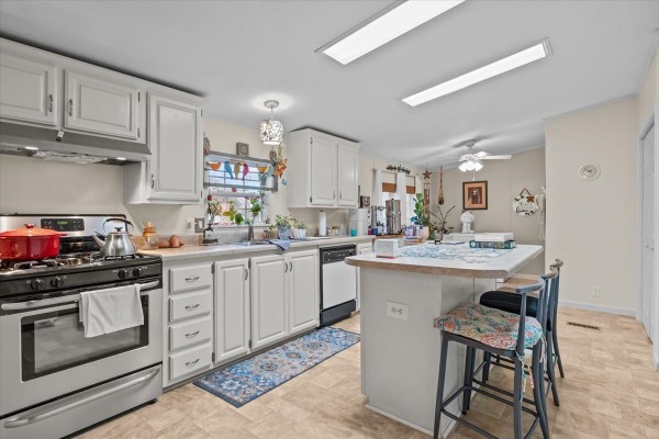 305 Lucas Ridge Lane Waverly TN 37185