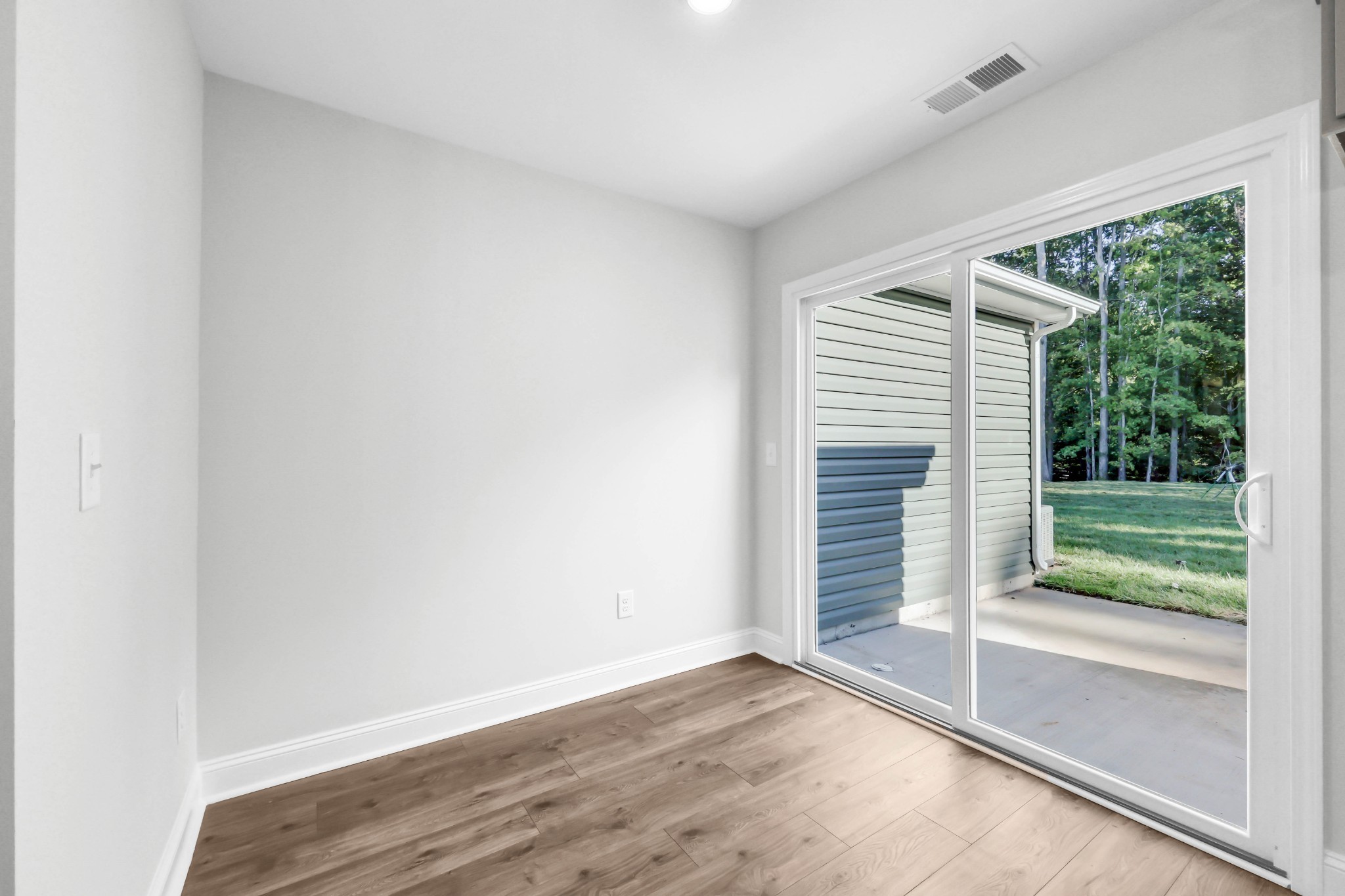 143 Quarry Point Drive Clarksville TN 37043