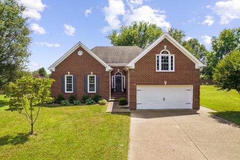 2761 Wiltshire Court Thompsons Station TN 37179