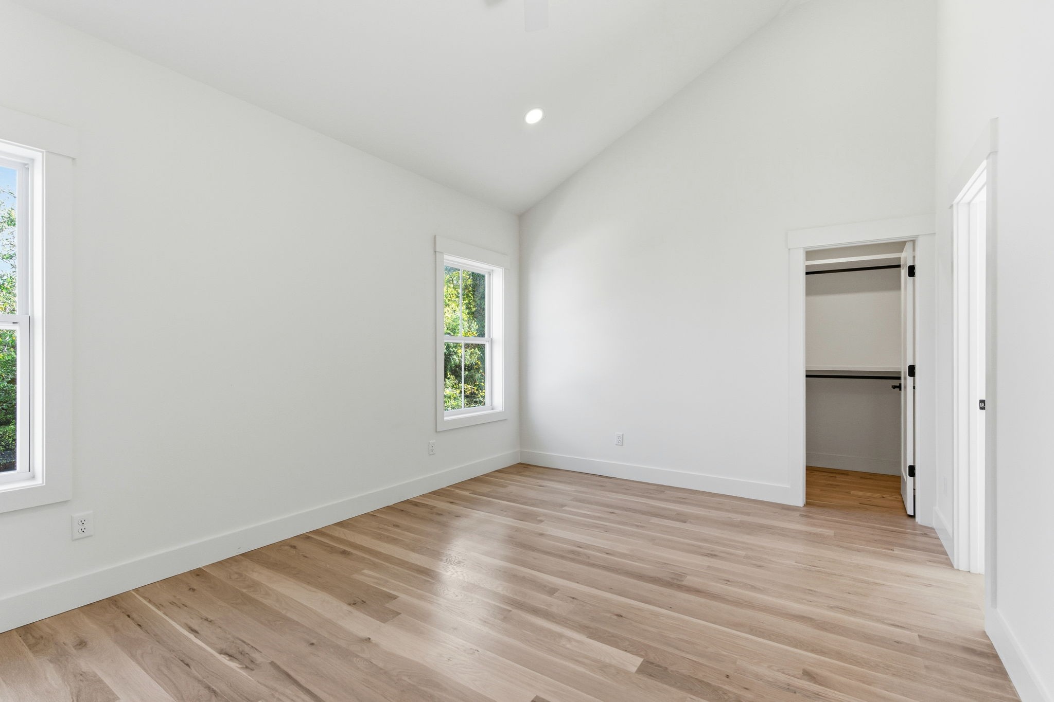 1020 W Kirkland Avenue Nashville TN 37216