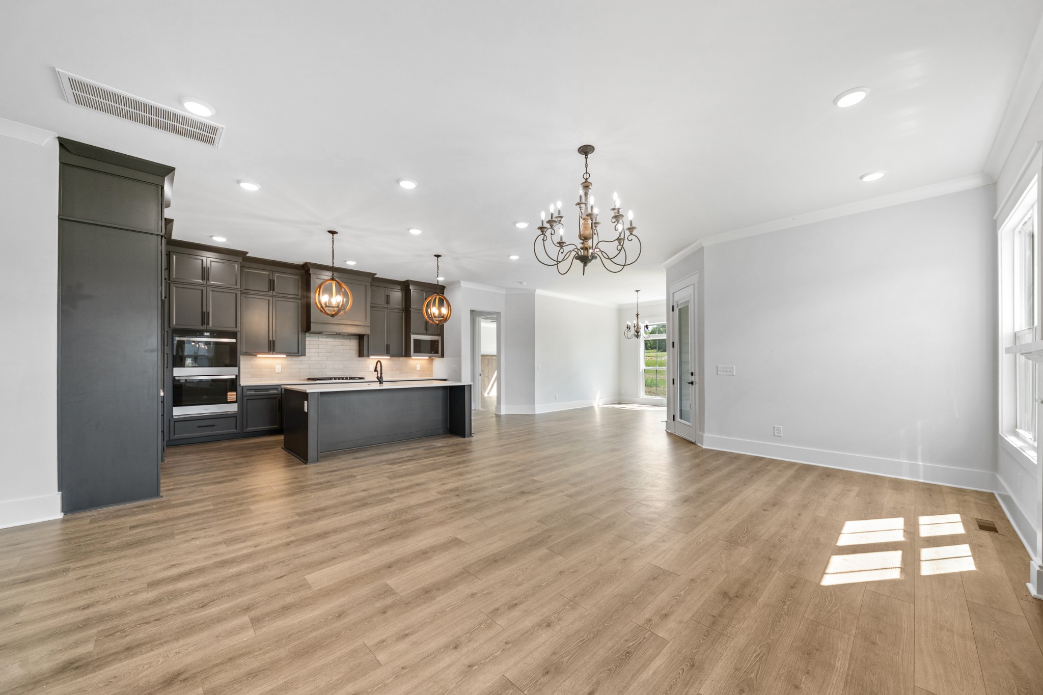 15 Peyton Place Columbia TN 38401