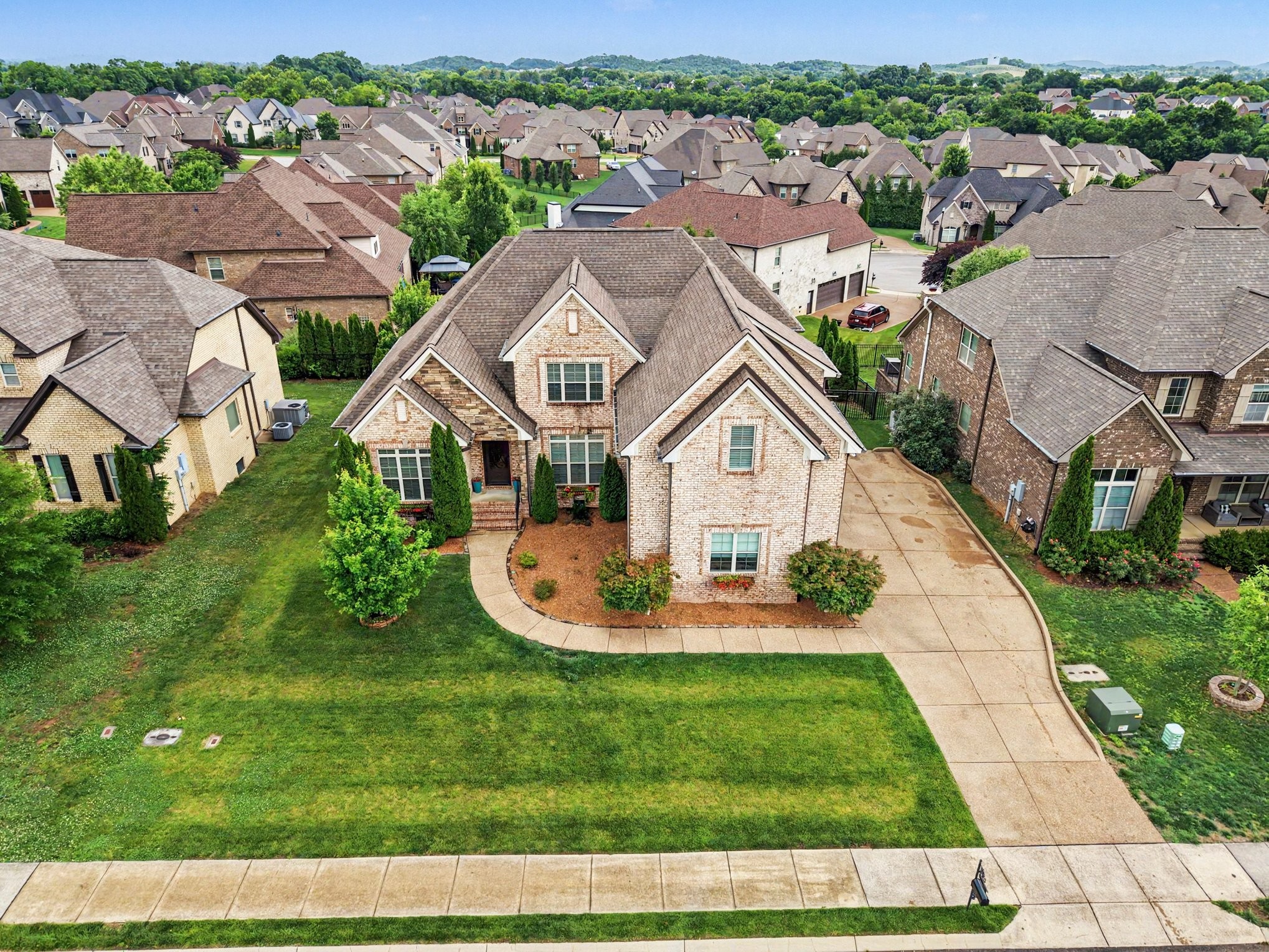 2972 Stewart Campbell Point Spring Hill TN 37174