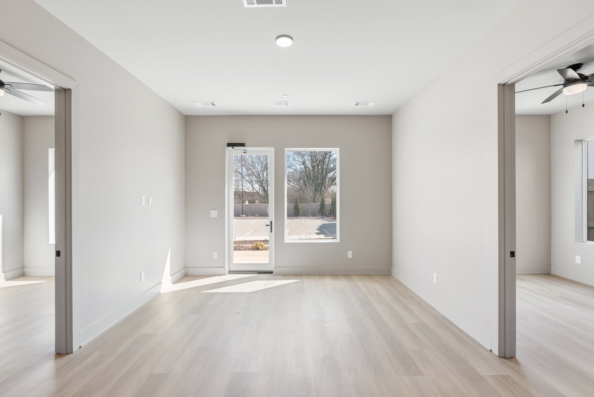 1090 Haysboro Avenue Nashville TN 37216