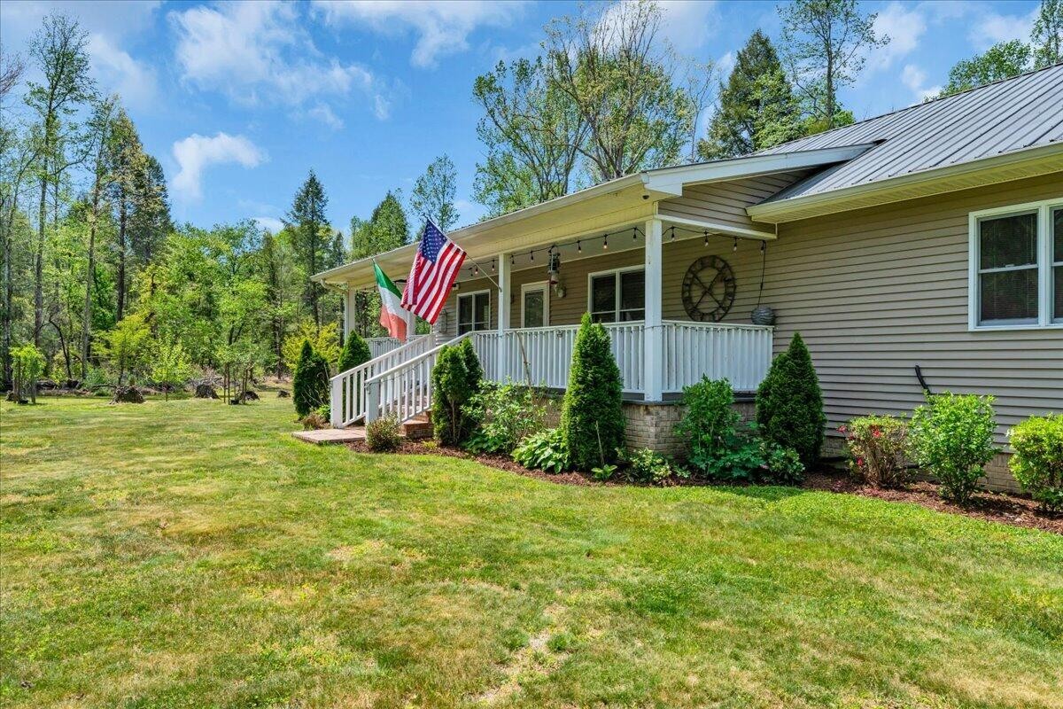 733 Gizzard Creek Road Sequatchie TN 37374