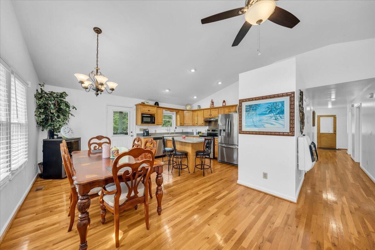 733 Gizzard Creek Road Sequatchie TN 37374