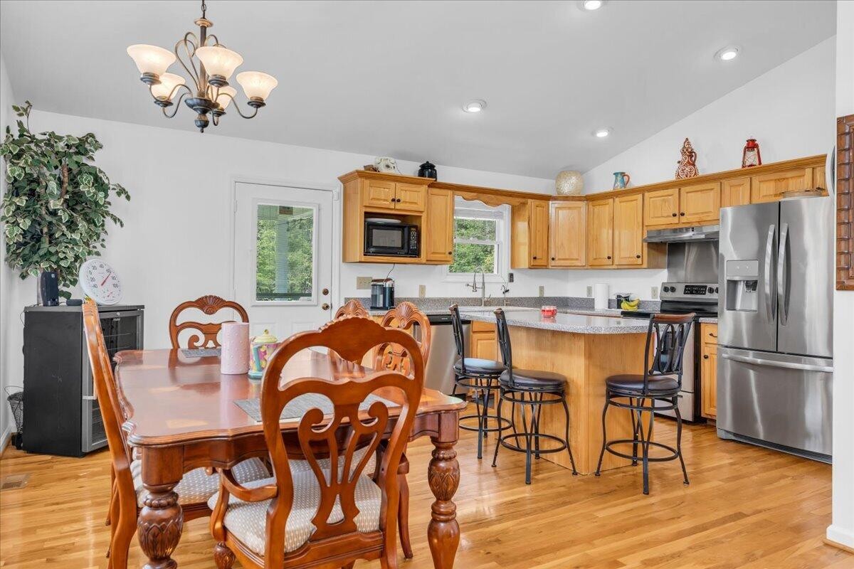 733 Gizzard Creek Road Sequatchie TN 37374