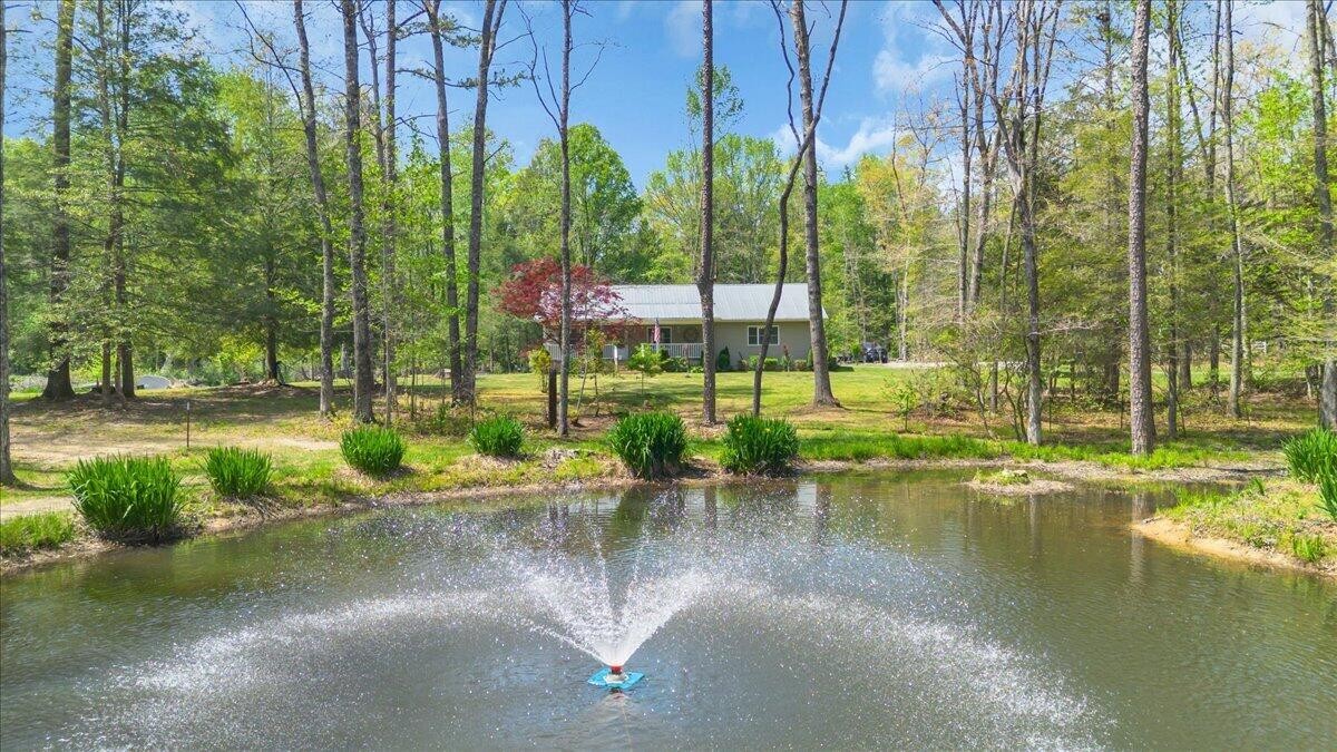 733 Gizzard Creek Road Sequatchie TN 37374