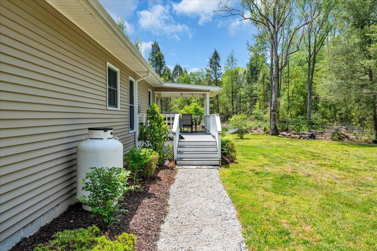 733 Gizzard Creek Road Sequatchie TN 37374