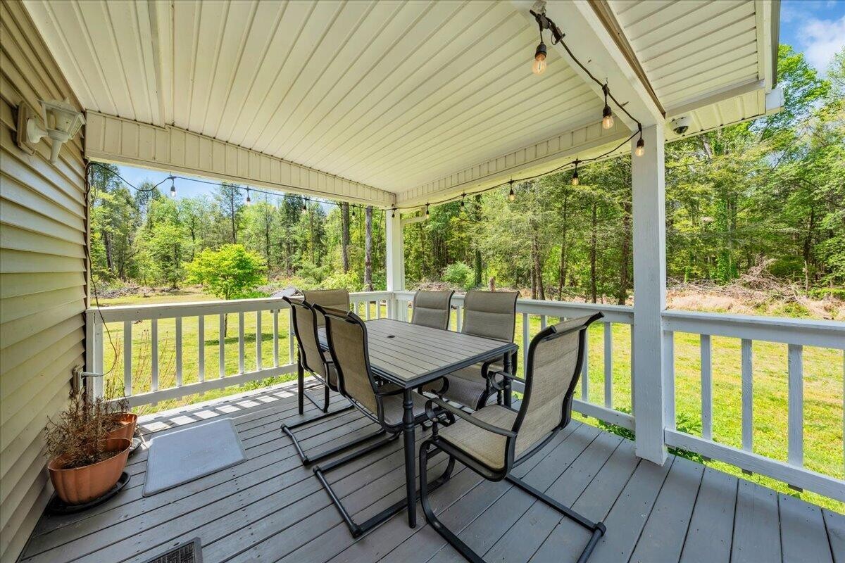 733 Gizzard Creek Road Sequatchie TN 37374