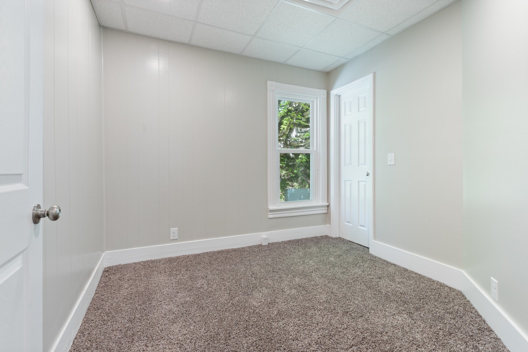 300 W Railroad Street Dickson TN 37055