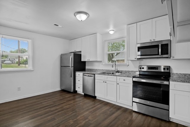 300 W Railroad Street Dickson TN 37055
