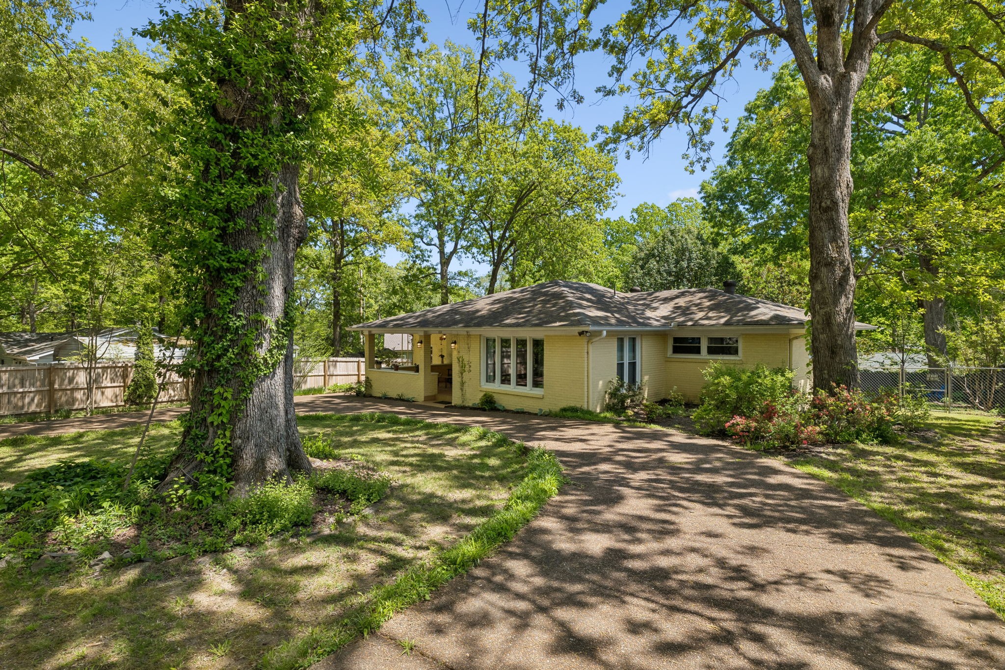 101 W Hills Terrace Dickson TN 37055