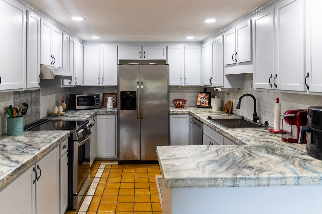 101 W Hills Terrace Dickson TN 37055