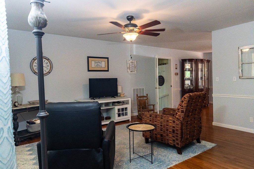 101 W Hills Terrace Dickson TN 37055