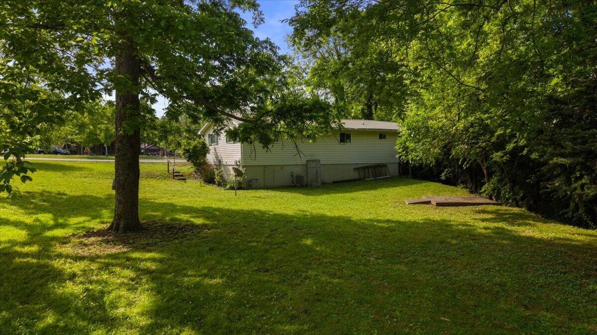 1665 Harle Avenue, NW Cleveland TN 37311