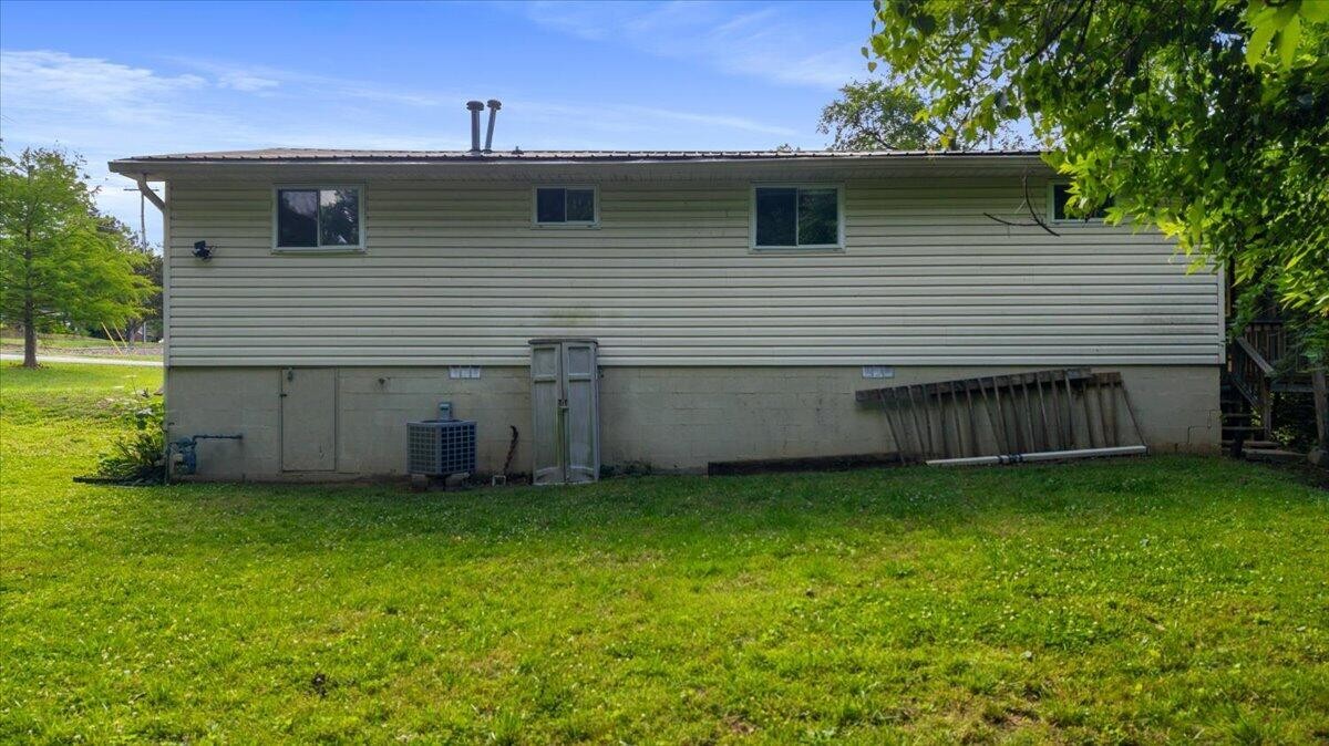 1665 Harle Avenue, NW Cleveland TN 37311