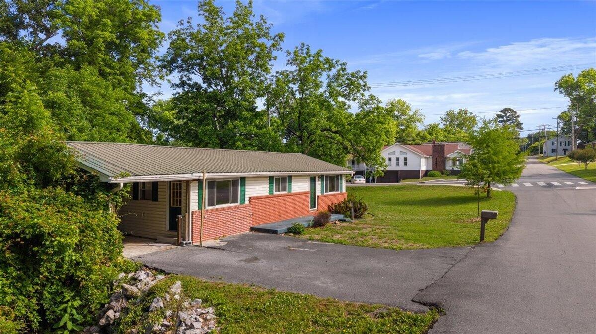 1665 Harle Avenue, NW Cleveland TN 37311