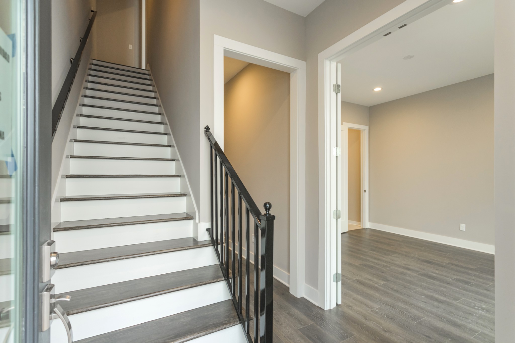 333 Douglas Avenue Nashville TN 37207