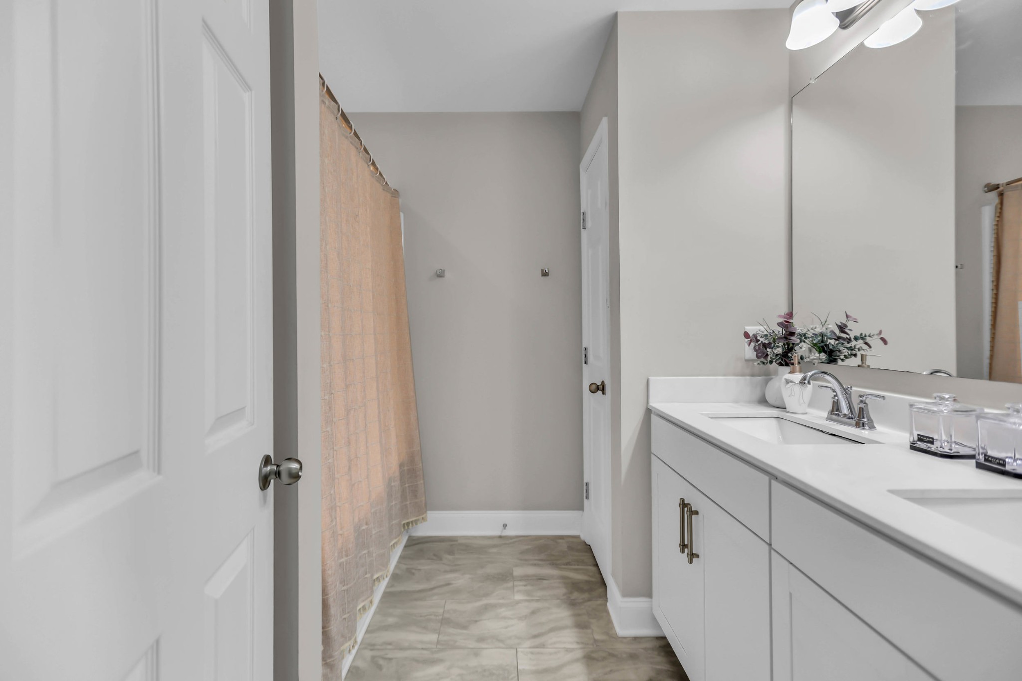 1715 Old Drakes Creek Road Hendersonville TN 37075
