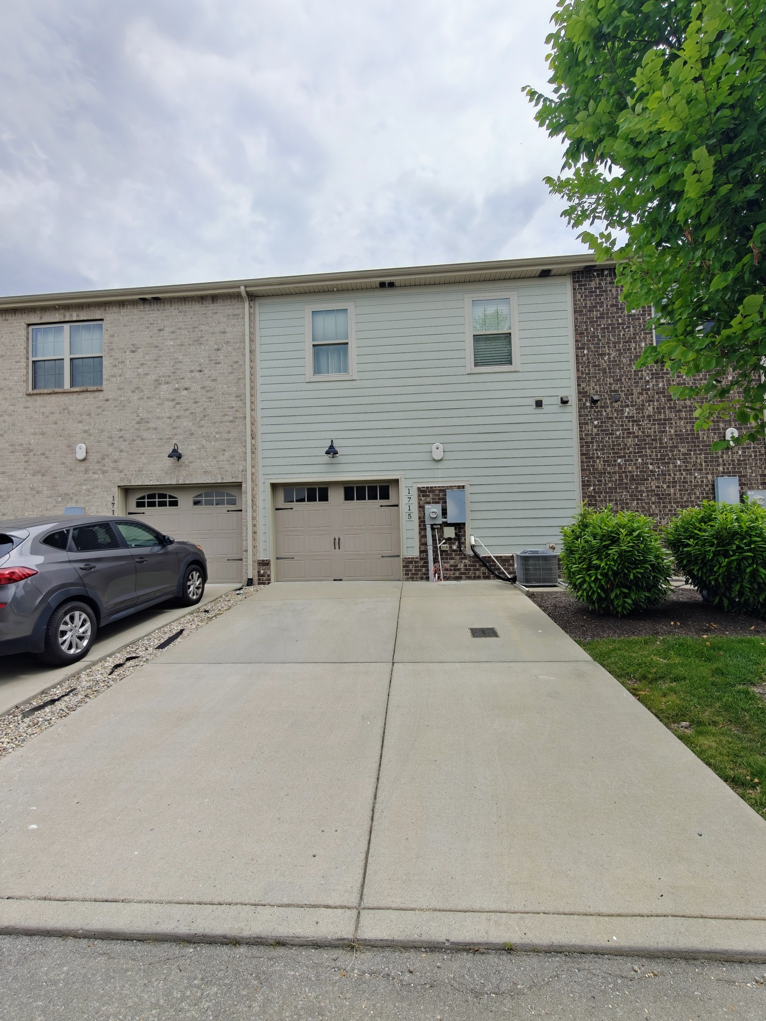 1715 Old Drakes Creek Road Hendersonville TN 37075