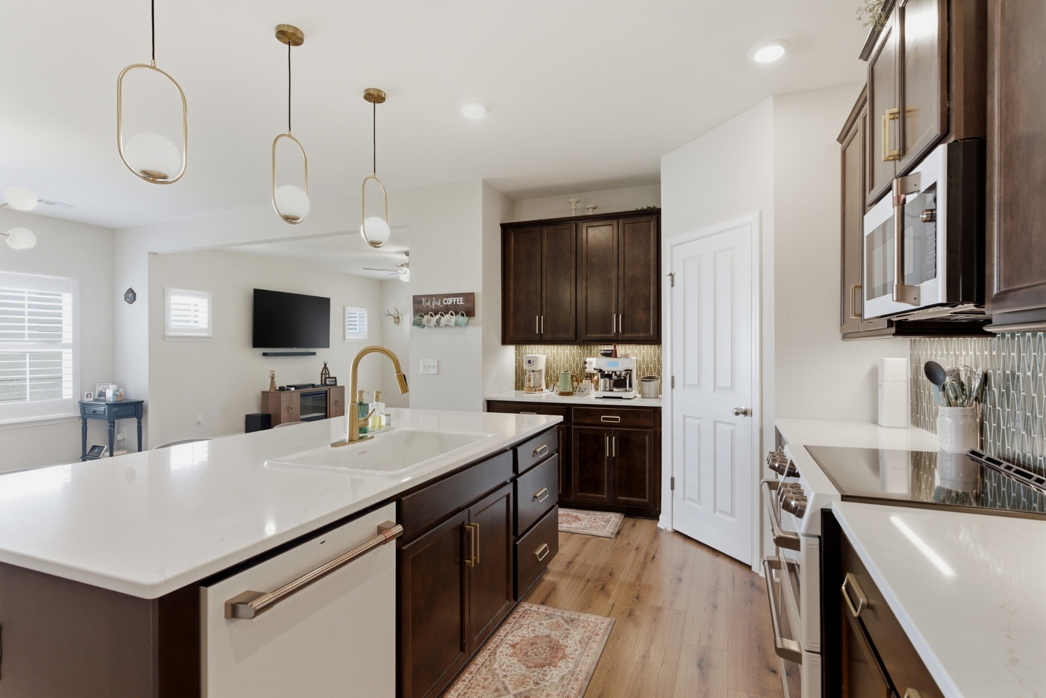 7143 Pepper Tree Circle Fairview TN 37062