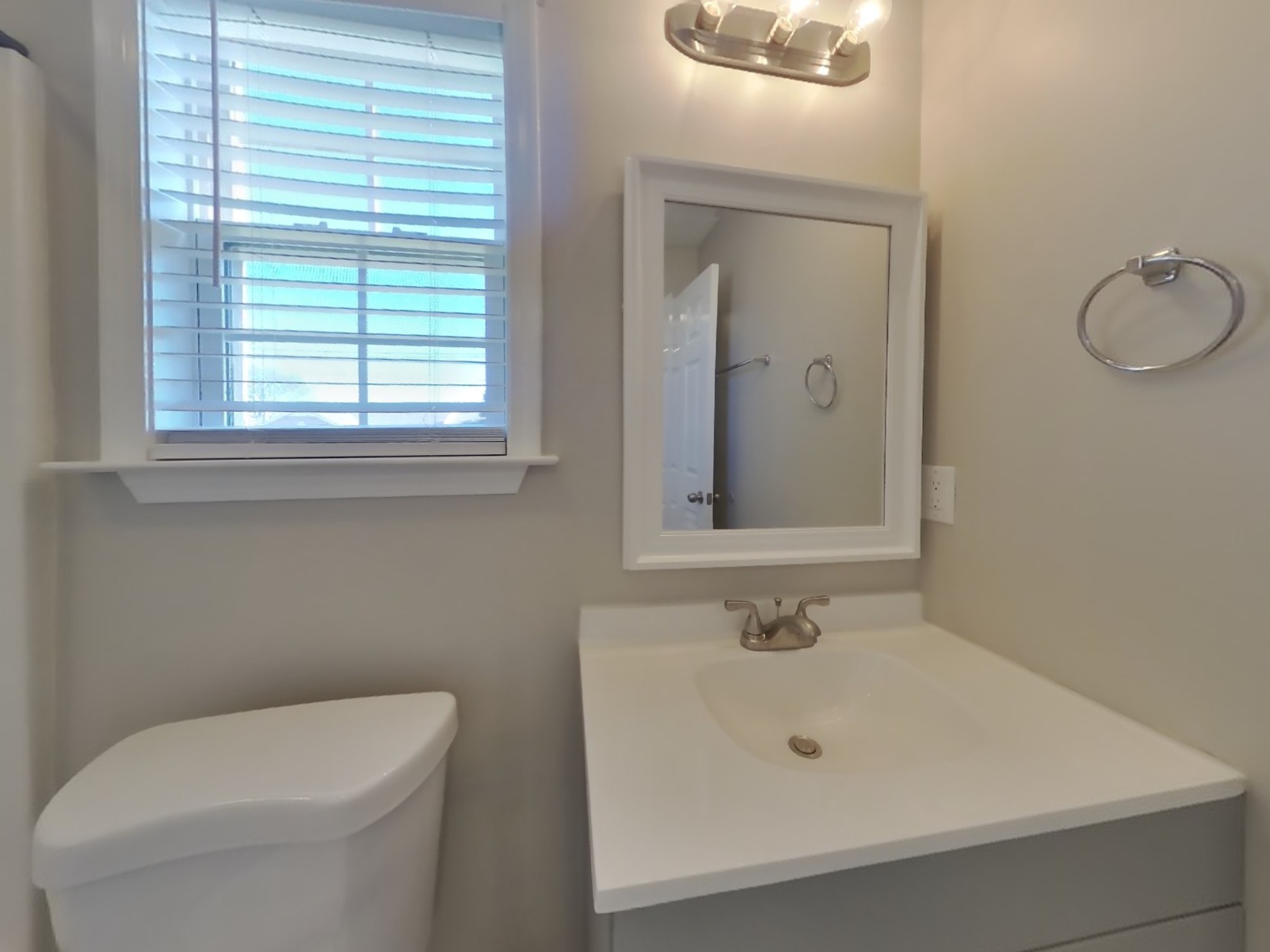 1612 Robert Road Columbia TN 38401