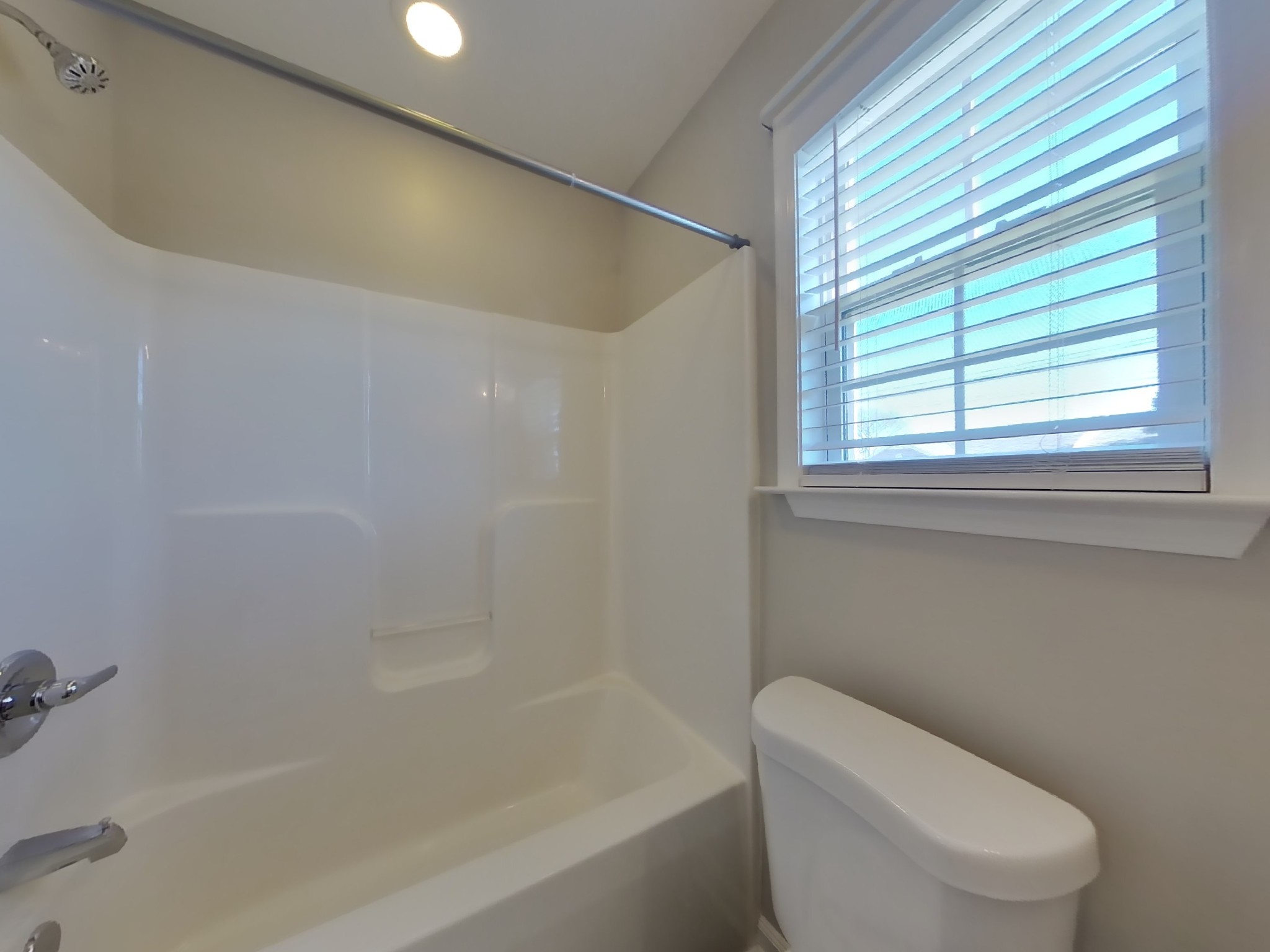 1612 Robert Road Columbia TN 38401