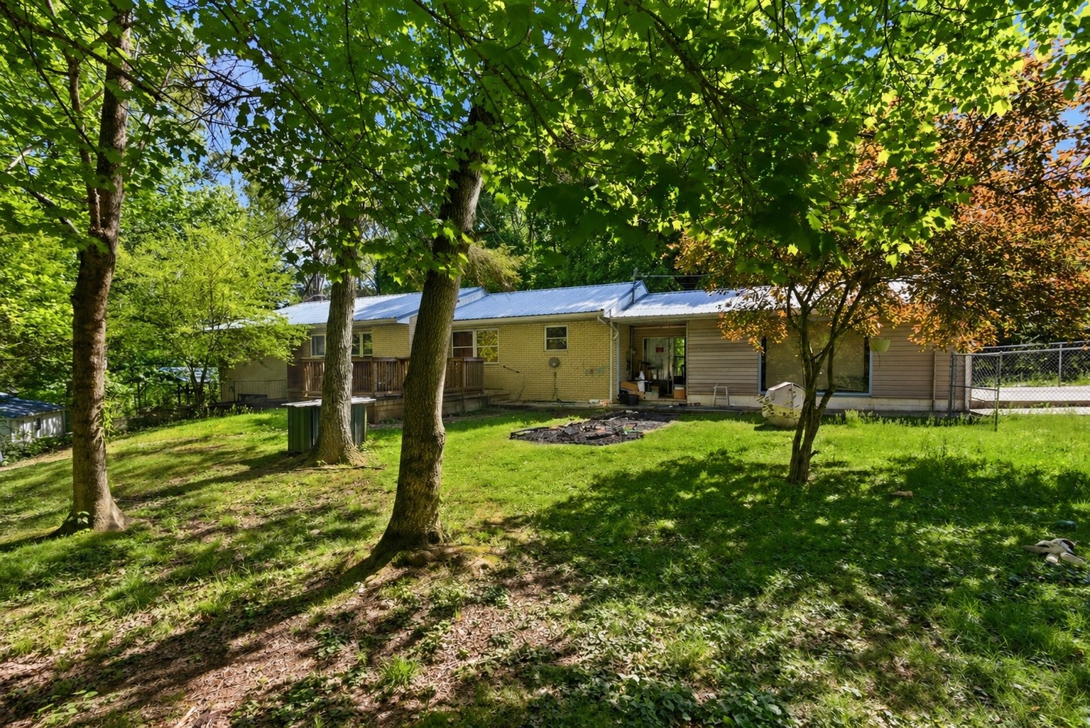 135 Peach Tree Circle Wartburg TN 37887