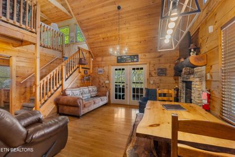 4388 Carolina Cove Way Sevierville TN 37863