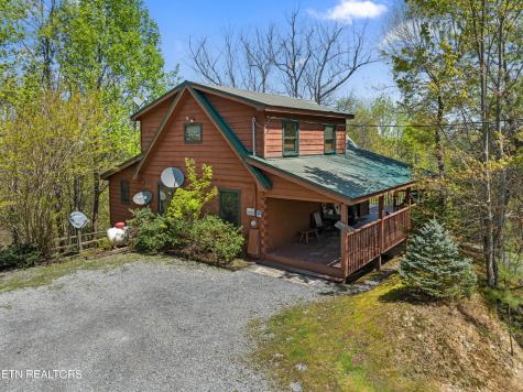 4388 Carolina Cove Way Sevierville TN 37863