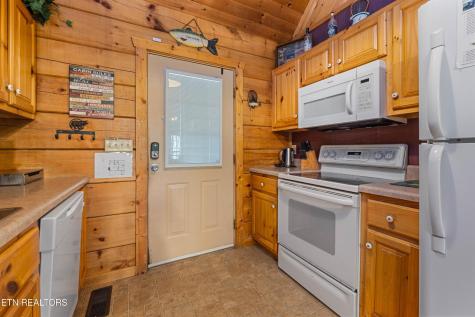 4388 Carolina Cove Way Sevierville TN 37863