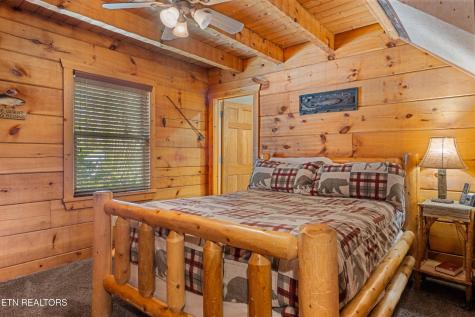 4388 Carolina Cove Way Sevierville TN 37863