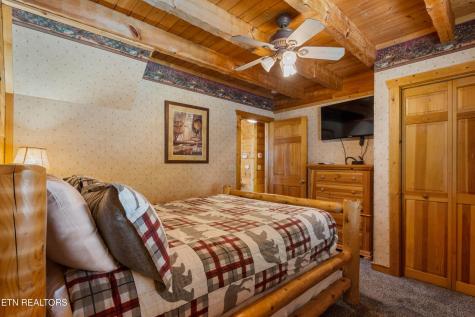 4388 Carolina Cove Way Sevierville TN 37863