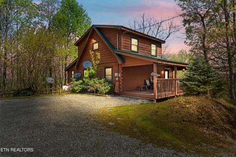 4388 Carolina Cove Way Sevierville TN 37863