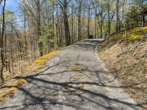 4388 Carolina Cove Way Sevierville TN 37863