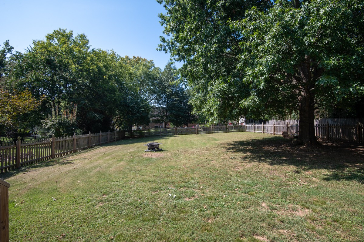104 Maple Way, S Hendersonville TN 37075